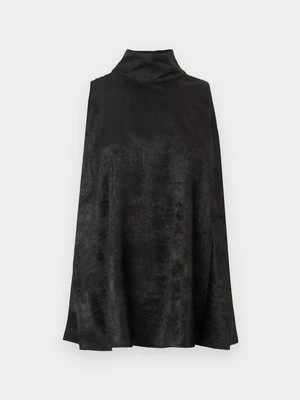 Top MAX&Co.