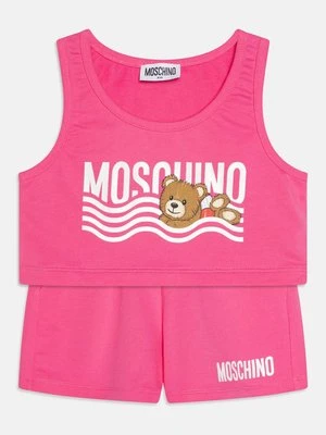 Top Moschino