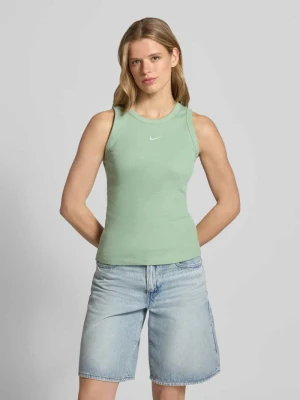 Top na ramiączkach w prążkowanym wyglądzie z logo Nike Khaki