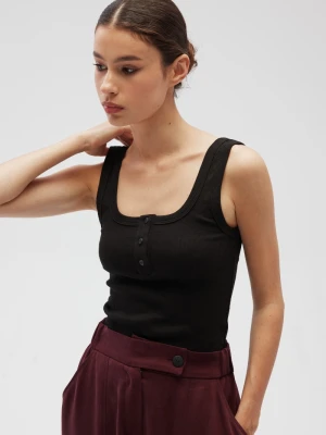 Top na ramiączkach z guzikami w kolorze BLACK - GLOWIN-XL Marsala