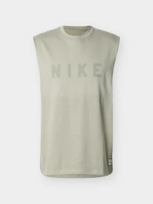 Top Nike khaki