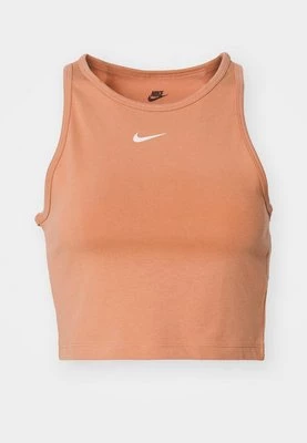 Top Nike Sportswear