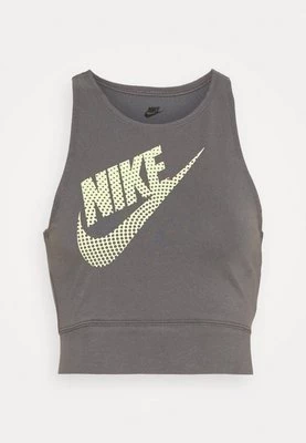 Top Nike Sportswear