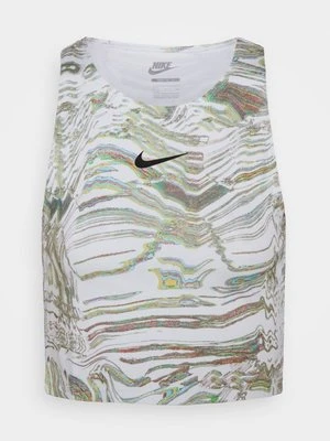 Top Nike Sportswear