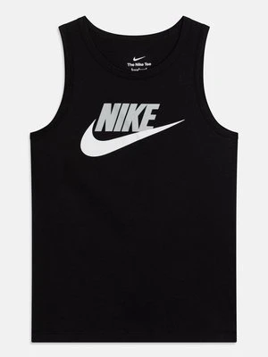 Top Nike Sportswear