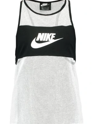 Top Nike Sportswear