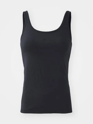 Top Nike Sportswear