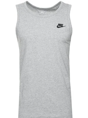 Top Nike Sportswear