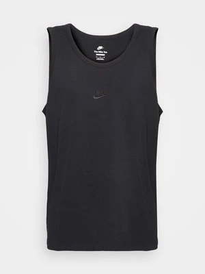 Top Nike Sportswear