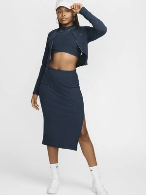 Top Nike Sportswear