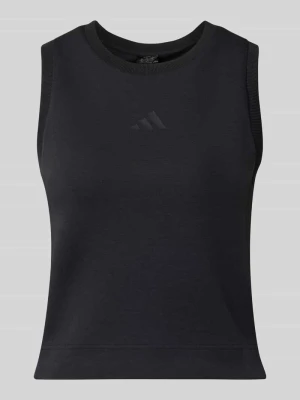 Top o kroju regular fit z nadrukiem z logo adidas Sportswear