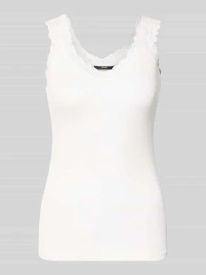 top o kroju slim fit z mieszanka wiskozy model 'ROSA' Vero Moda Biały