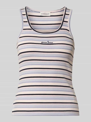 Top o kroju slim fit z mieszanki bawełny z wyhaftowanym logo Guess Fioletowy melanż