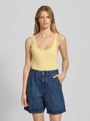 Top o kroju slim fit z prążkowaniem model ‘SARA’ Only