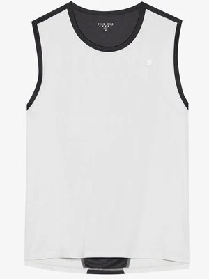 Top Pier One Sport