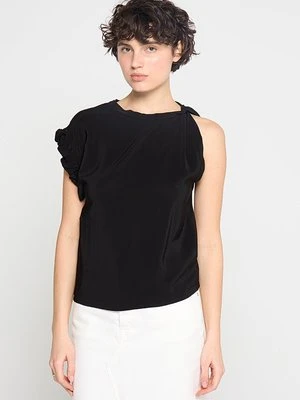 Top pinko