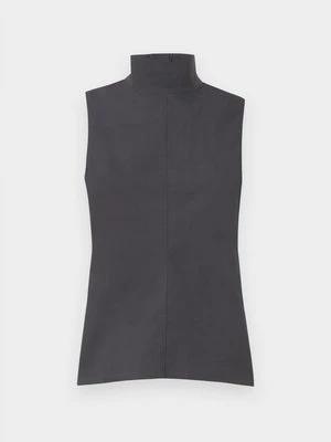 Top REMAIN