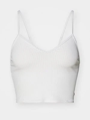 Top Roxy