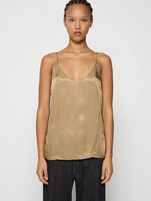 Top Scotch & Soda