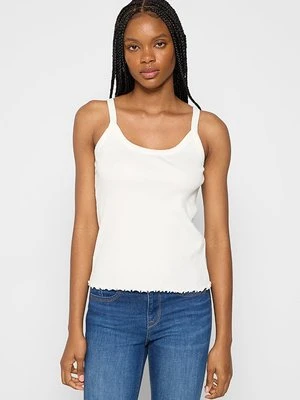 Top Selected Femme