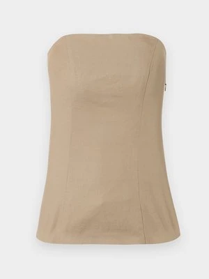 Top Selected Femme