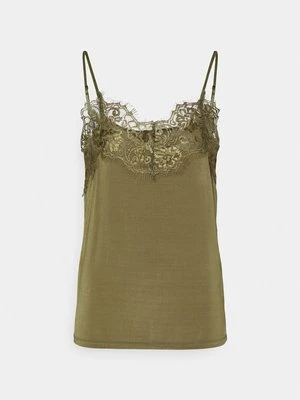 Top Soaked in Luxury