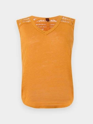 Top Stefanel