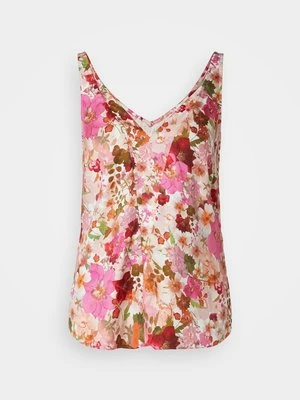 Top Ted Baker