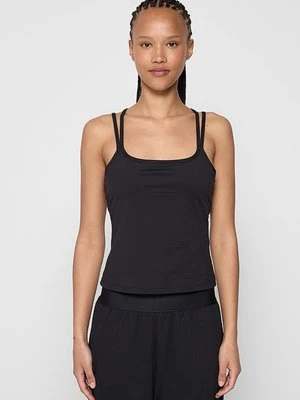 Top Under Armour