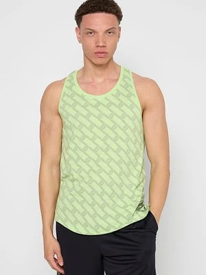 Top Under Armour