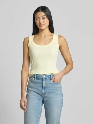 Top z aplikacją z logo Marc Cain