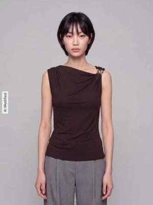 Top z aplikacją ze sprzączką Vero Moda