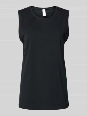 Top z detalem z logo SKINY