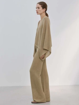 Top z dzianiny z dekoltem w szpic złoty - Kobieta - - MANGO