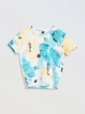 Top z krótkim rękawem z kolorowym nadrukiem na całości Reporter