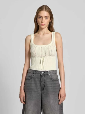 Top z kwadratowym dekoltem Review