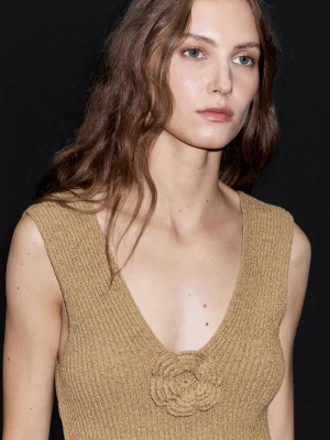 Top Z Mieszanki Bawełny Z Ozdobnym Kwiatem - Karmelowy - - Massimo Dutti - Kobieta