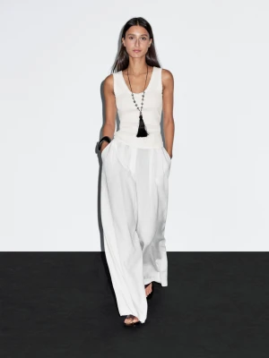 Top Z Mieszanki Bawełny Z Wystrzępionym Obszyciem - Surowy - - Massimo Dutti - Kobieta