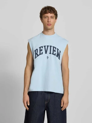 top z nadrukiem z logo REVIEW