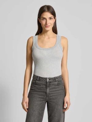 Top z prążkowanym okrągłym dekoltem Marc Cain