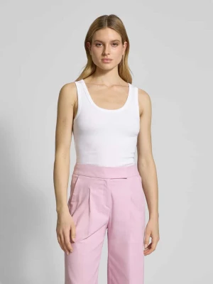 Top z prążkowanymi wykończeniami Rich & Royal