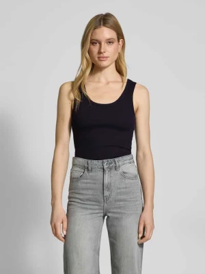 Top z prążkowanymi wykończeniami Rich & Royal