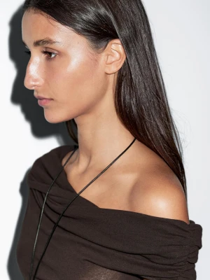 Top Ze 100% Bawełny Z Asymetrycznym Dekoltem - Brązowy - - Massimo Dutti - Kobieta