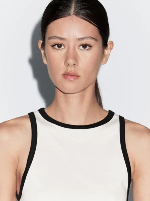 Top Ze 100% Bawełny Z Dekoltem Halter I Kontrastowym Elementem - Surowy - - Massimo Dutti - Kobieta