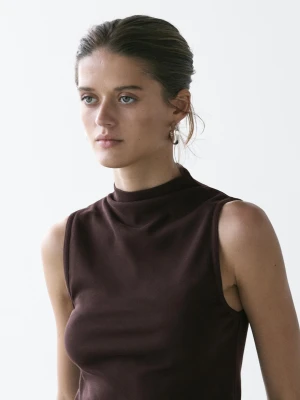 Top Ze 100% Bawełny Z Dekoltem Kominowym - Brązowy - - Massimo Dutti - Kobieta