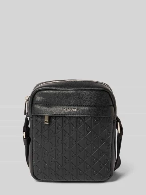 Torba na długim pasku z aplikacją z logo model ‘Reporter’ CK Calvin Klein