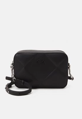 Torba na ramię Calvin Klein