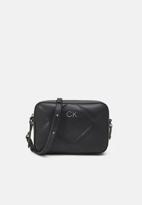 Torba na ramię Calvin Klein