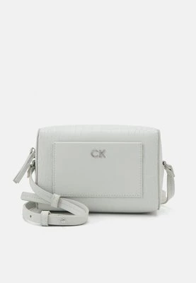 Torba na ramię Calvin Klein