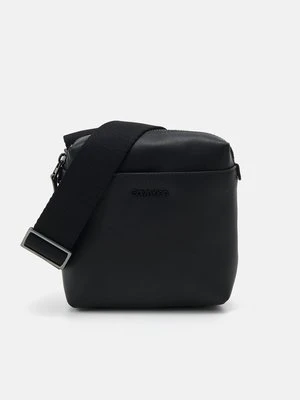 Torba na ramię Calvin Klein